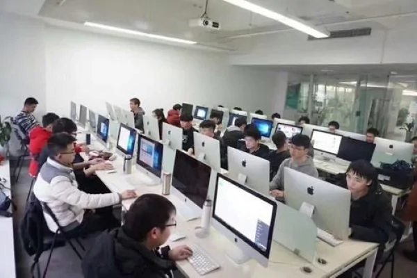 呼和浩特电脑培训学校那所更好?呼和浩特哪个电脑培训学校好?-第1张图片-波音达百科