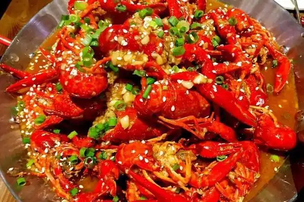 麻辣小龙虾是什么地方的菜 麻辣小龙虾是哪里的菜系呢-第4张图片-波音达百科