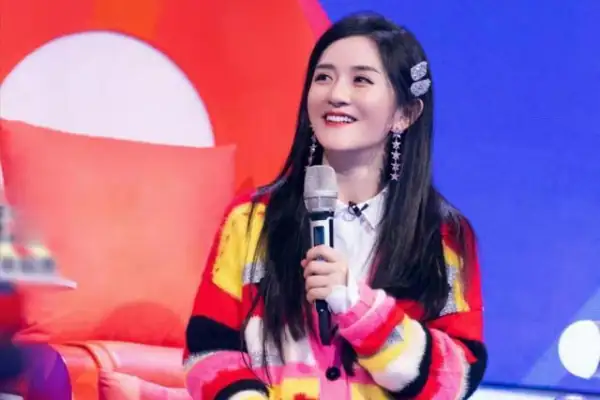 张杰谢娜何必在一起mp4(张杰谢娜什么时候唱的何必在一起)-第12张图片-波音达百科