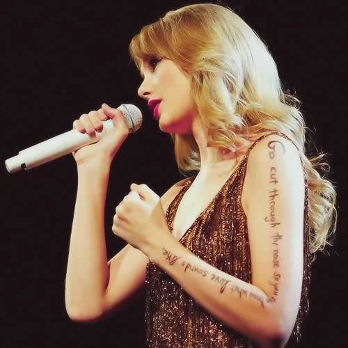 out of the woods写给谁的?-第5张图片-波音达百科