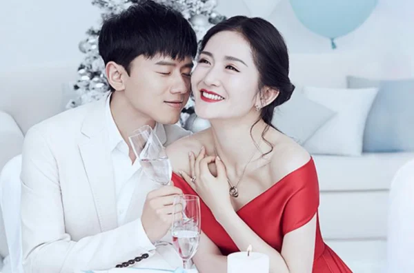 这是张杰谢娜在哪个节目上?张杰谢娜一起参加一个节目-第15张图片-波音达百科