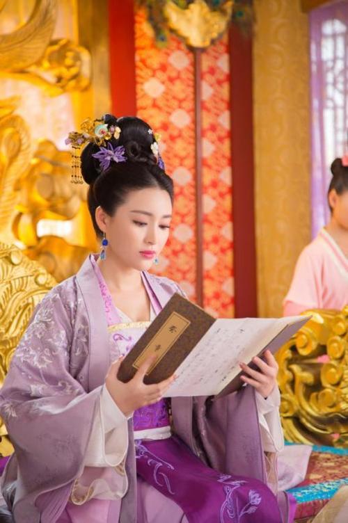 为何刘娥一生专宠(刘娥历史原型虽是二婚却宠冠后宫)-第6张图片-波音达百科