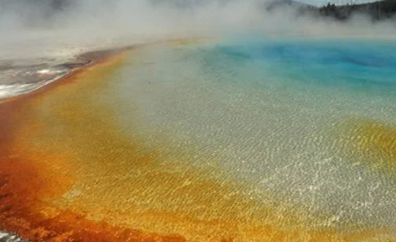黄石公园超级火山在哪里呢?很大吗?黄石公园超级火山是活火山吗?-第3张图片-波音达百科