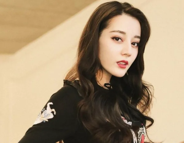 中国四千年之一美女 整过容吗(不懂就问,鞠婧祎凭什么是中国四千年之一美女)-第17张图片-波音达百科