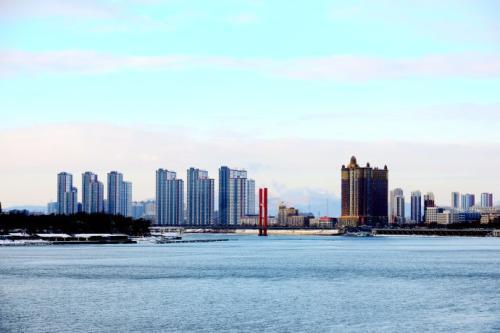 “北国江城”是那个城市?江城指的又是哪个城市呢?-第1张图片-波音达百科