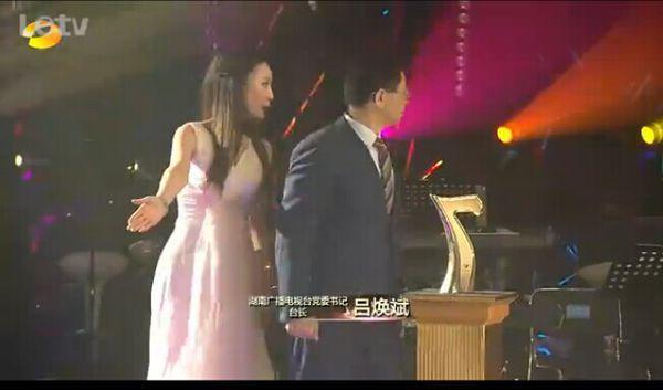 我是歌手一剧第二季的冠军是谁(我是歌手第二季谁为冠军颁奖)-第1张图片-波音达手游百科