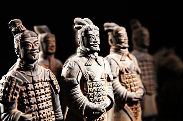 秦始皇是怎么死的?为什么不敢挖秦始皇墓?地底的秦始皇墓保持的怎么样?-第6张图片-波音达手游百科