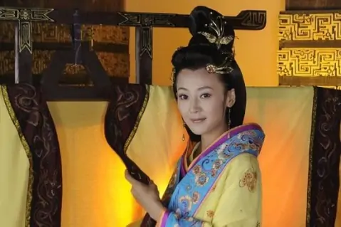 城门失火殃及池鱼的意思是什么 城门失火殃及池鱼的原文-第2张图片-波音达百科