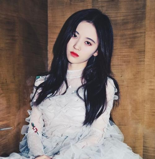 中国四千年之一美女 整过容吗(不懂就问,鞠婧祎凭什么是中国四千年之一美女)-第15张图片-波音达百科