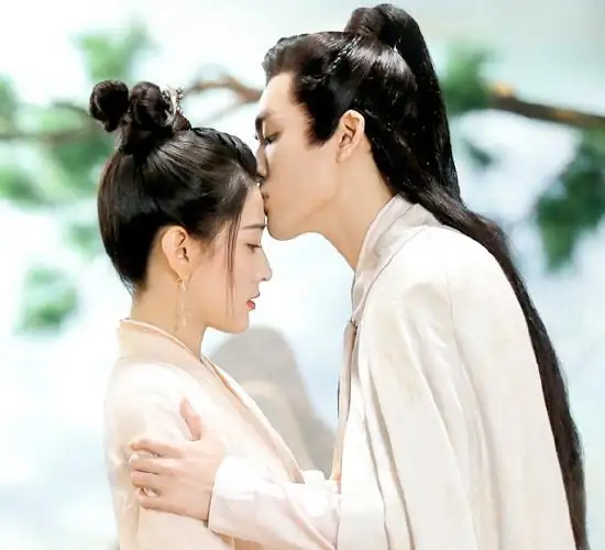 曾舜晞为什么老是和梁洁合作(梁洁比曾舜晞大几岁?)-第25张图片-波音达手游百科