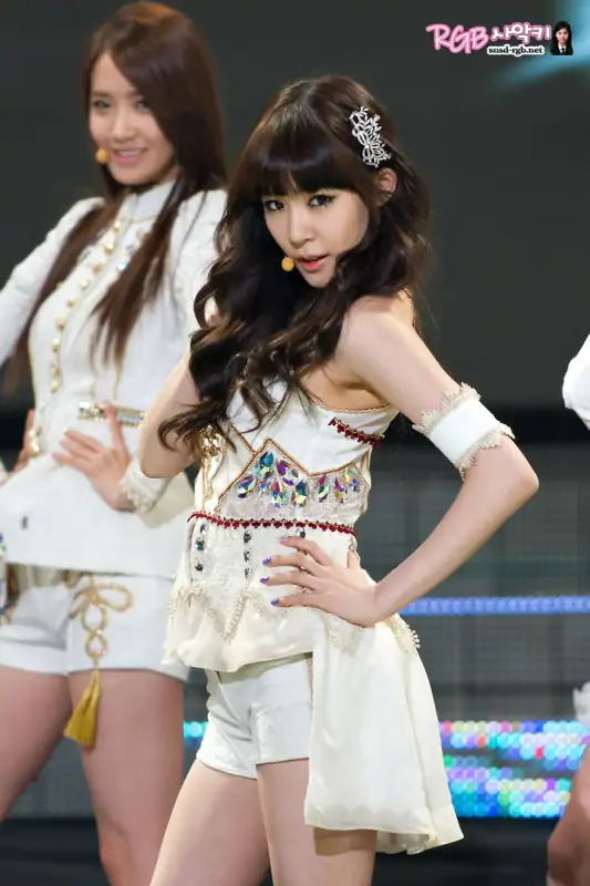 taetiseo goodbye音译歌词-第3张图片-波音达百科