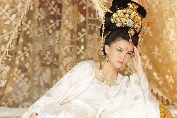 杨玉环容貌复原图揭开千年谜团的真实面貌-第3张图片-波音达百科
