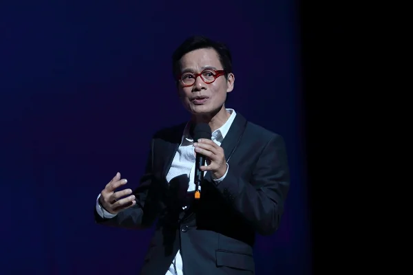 追梦人是罗大佑写的吗?罗大佑写追梦人的寓意?-第6张图片-波音达百科