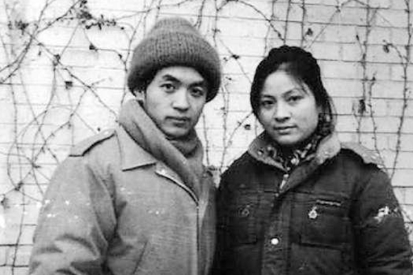 顾城是如何描写英儿身体的?顾城描写对英儿身体的写疑问-第3张图片-波音达百科