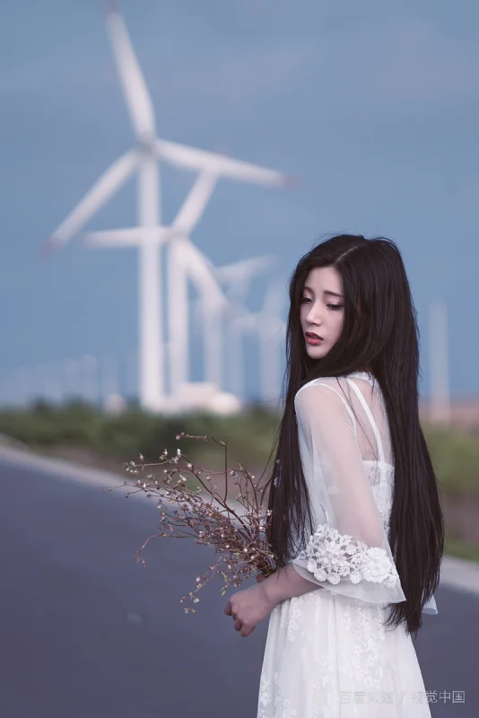 组词女生的胸口长什么(组词女生的胸口长啥图片)-第5张图片-波音达手游百科