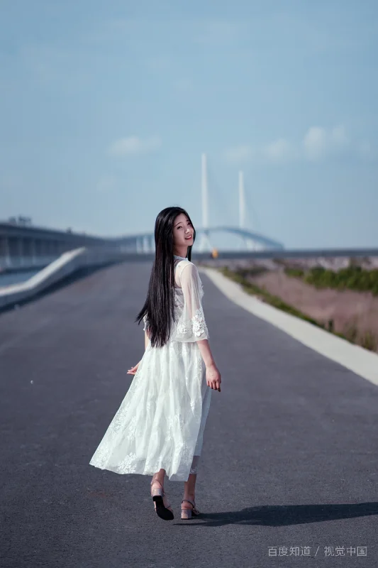 组词女生的胸口长什么(组词女生的胸口长啥图片)-第4张图片-波音达手游百科