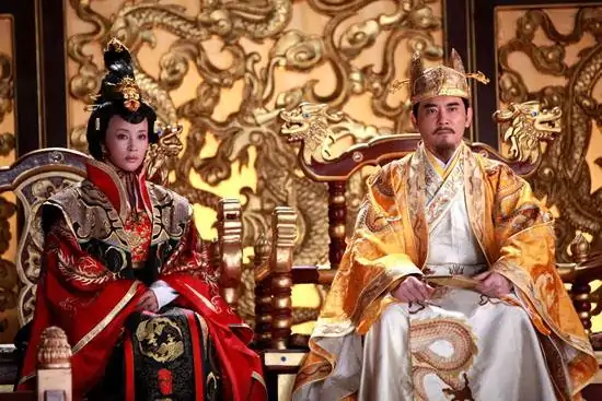 武则天秘史演员表介绍(求《武则天秘史》 演员表)-第1张图片-波音达百科