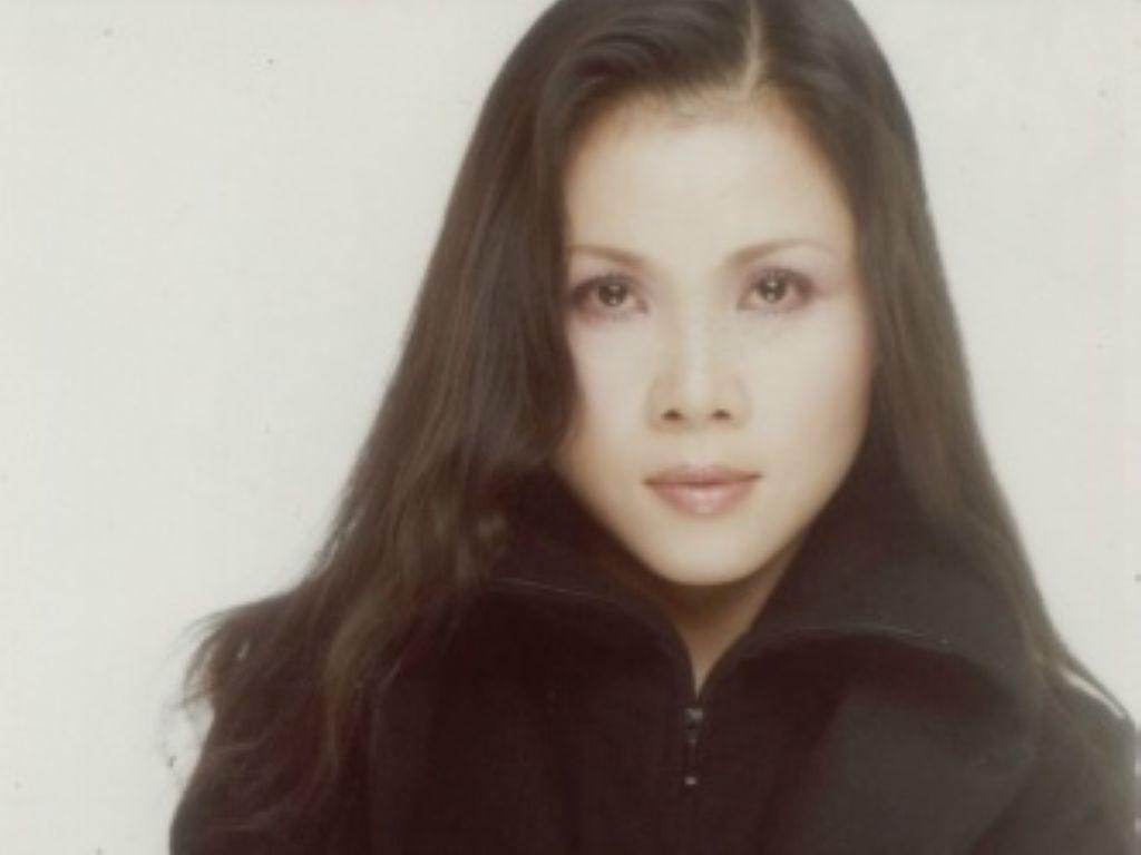 铿锵玫瑰是励志歌曲吗?田震唱的田震有什么歌曲?-第8张图片-波音达百科