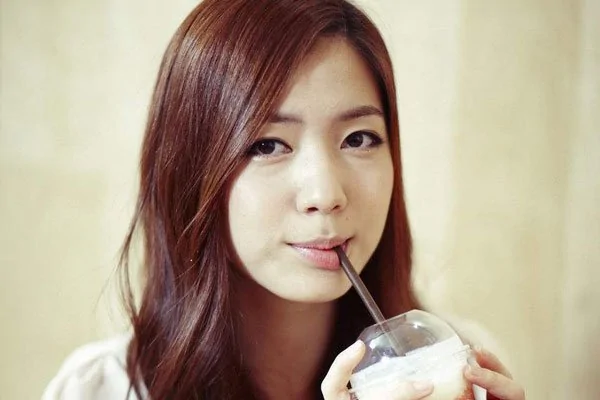 tara组合成员的名字?tara组合成员们喜欢中国的-第4张图片-波音达百科