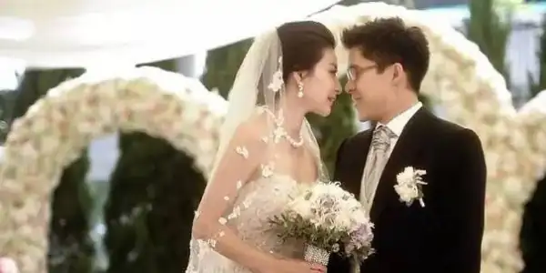 郭晶晶的眼睛怎么样了(郭晶晶眼睛怎么啦?)-第4张图片-波音达手游百科