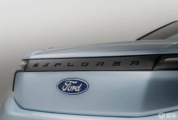 福特探险者2015新款上市了吗(福特探险者2015新款报价油耗怎么样)-第30张图片-波音达百科