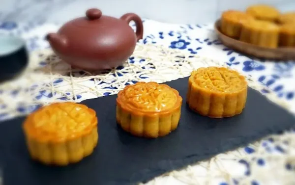 莲蓉月饼中的莲蓉含量不低于多少(莲蓉月饼的莲蓉含量不低于百分之多少)-第2张图片-波音达百科