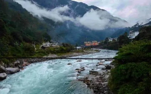 中国的独龙族的风俗习惯和怎样来历?有关独龙族风俗习惯的作文600字-第2张图片-波音达百科