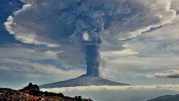 黄石公园火山爆发了怎么办(美国黄石公园火山爆发是什么时候)-第7张图片-波音达百科