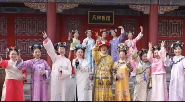 甄嬛传为什么都看不了啊?甄嬛传为什么被官方批评-第4张图片-波音达百科