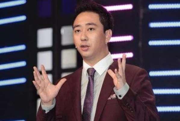 王自健前妻回应家暴,为何过了这么久才发声?-第14张图片-波音达手游百科