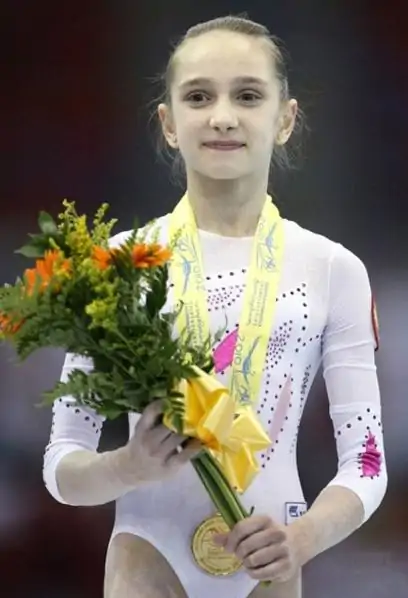 俄罗斯女子体操队的介绍(俄罗斯女子体操队有哪些美女?)-第21张图片-波音达百科
