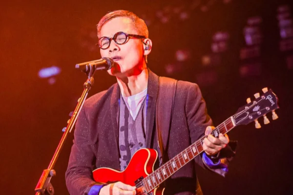 追梦人是罗大佑写的吗?罗大佑写追梦人的寓意?-第4张图片-波音达百科