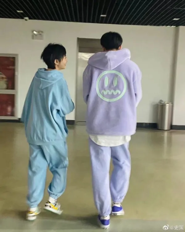 王皓和史策有各自情侣么(王皓和史策有各自的情侣吗?)-第13张图片-波音达百科