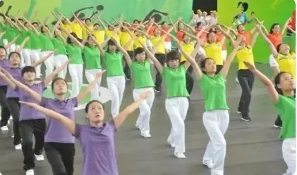 第八套广播体操叫啥(第八套广播体操步骤是怎样的?)-第2张图片-波音达百科