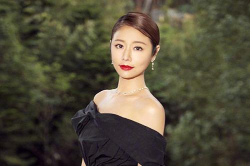 女孩和女人们的生活的内容简介(女人和女孩的区别是什么啊?)-第4张图片-波音达百科