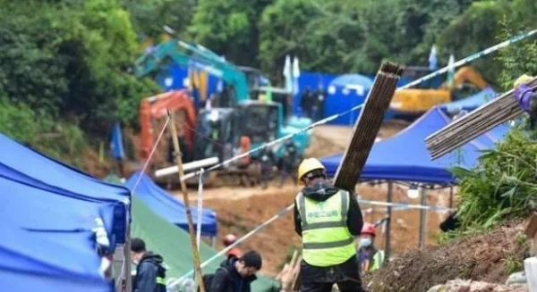 关于东航MU5735坠机事故,目前有哪些确切的消息?-第21张图片-波音达百科