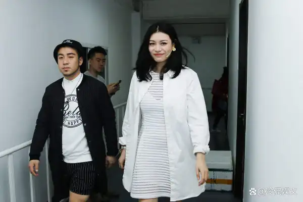 汪峰前两任妻子是谁(汪峰之前有三任前妻)-第15张图片-波音达手游百科