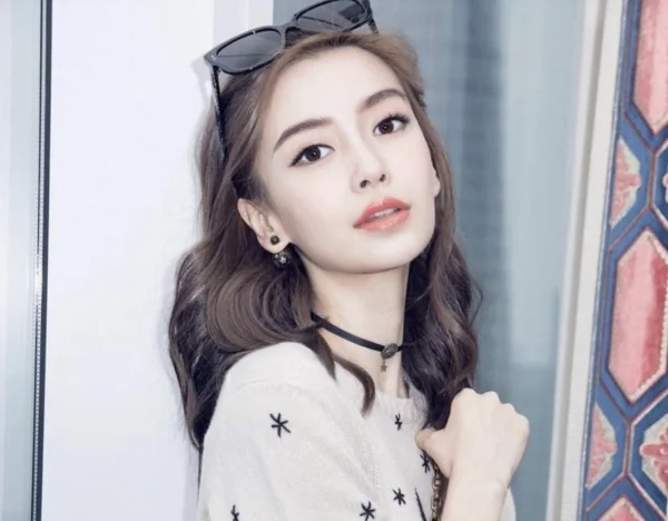 中国四千年之一美女 整过容吗(不懂就问,鞠婧祎凭什么是中国四千年之一美女)-第18张图片-波音达百科