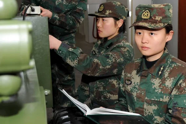 当女兵苦么?当女兵有什么好处当女兵有什么好处和坏处呢?-第4张图片-波音达百科