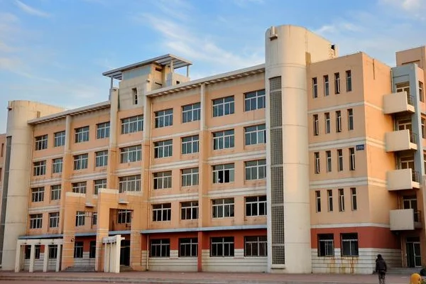 湖北职业技术学院和武汉的长江职业技术学院哪个好-第2张图片-波音达百科