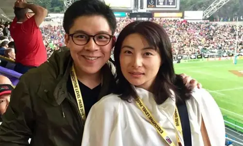 郭晶晶霍启刚离婚了嘛(郭晶晶净身出户怎么回事郭晶晶霍启刚被离婚)-第2张图片-波音达百科