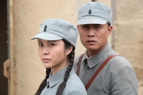 电视剧双枪李向阳演员表(双枪李向阳全演员?)-第2张图片-波音达百科