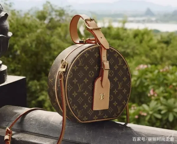 lv还是gucci好?gucci是lv旗下的吗-第8张图片-波音达百科