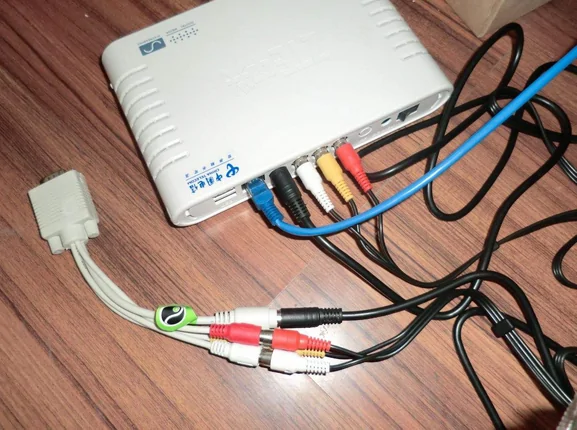 Win10显示器输入不支援(我的aoc显示器显示输入不支援)-第2张图片-波音达百科