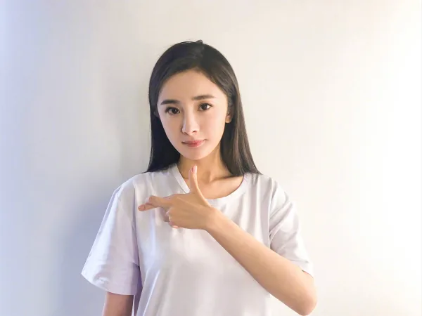杨幂魏大勋前后现身同一饭店是怎么回事?-第6张图片-波音达手游百科