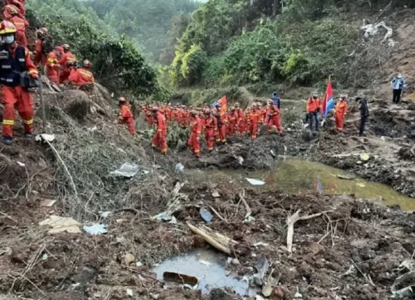 mu5735航班号还在吗?东航mu5735航班满员多少人?-第25张图片-波音达百科