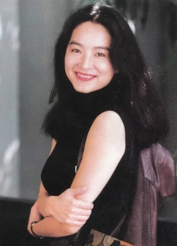 我嫁入豪门的真实生活的内容简介(我嫁入豪门的真实生活的作品目录)-第2张图片-波音达百科