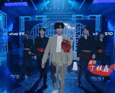 快乐大本营之一期是什么时候(1997年的之一期快乐大本营是谁主持的?)-第8张图片-波音达百科