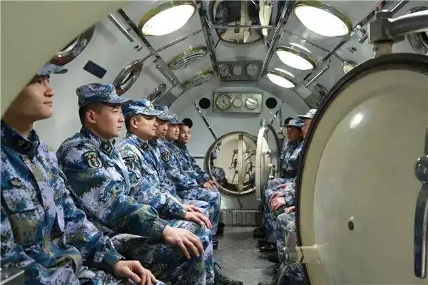 潜艇是个好兵种吗?为什么说潜艇兵是所有兵种里最辛苦的-第5张图片-波音达百科