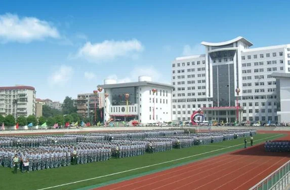 武汉交通职业学院与湖北交通职业学院哪个更好一点?-第1张图片-波音达百科